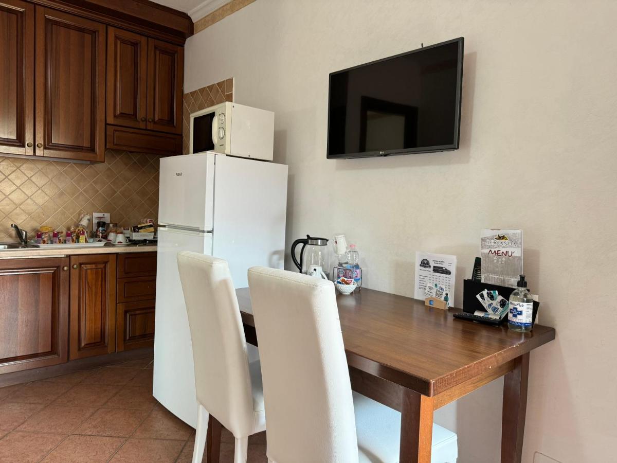 Euro House Inn Airport Φιουμιτσίνο Εξωτερικό φωτογραφία