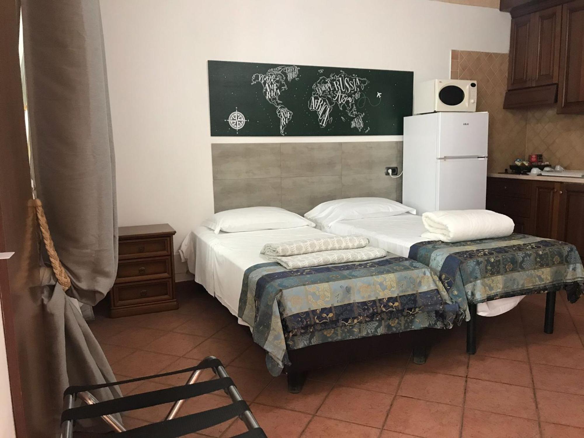 Euro House Inn Airport Φιουμιτσίνο Εξωτερικό φωτογραφία