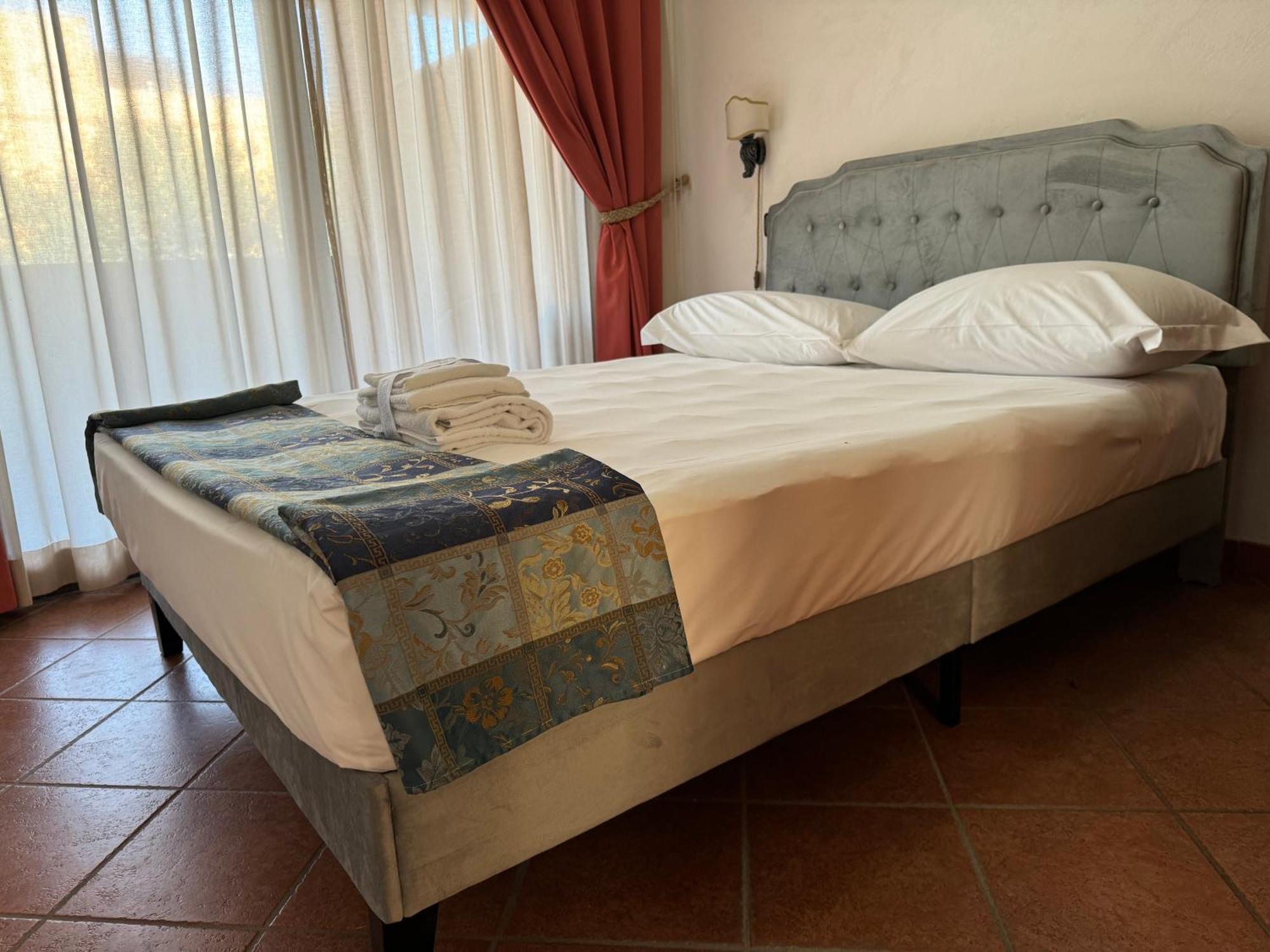 Euro House Inn Airport Φιουμιτσίνο Εξωτερικό φωτογραφία