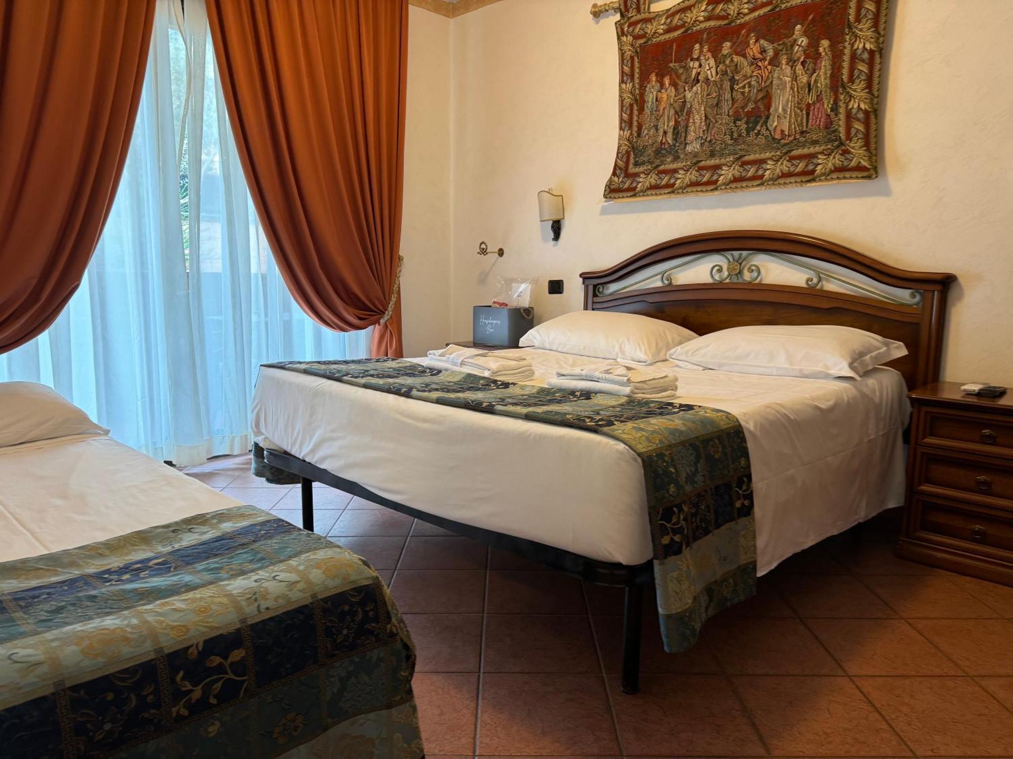 Euro House Inn Airport Φιουμιτσίνο Εξωτερικό φωτογραφία