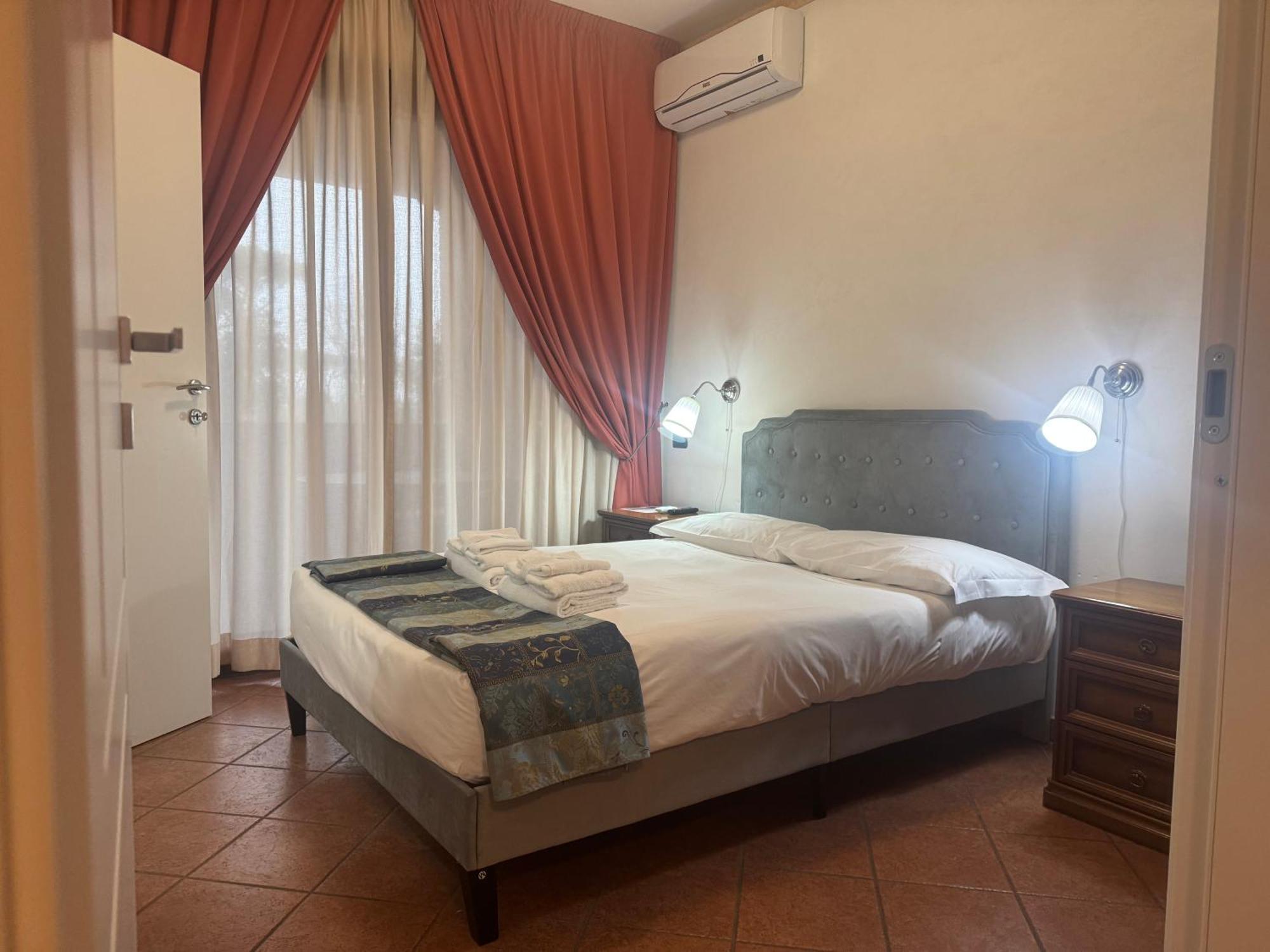 Euro House Inn Airport Φιουμιτσίνο Εξωτερικό φωτογραφία