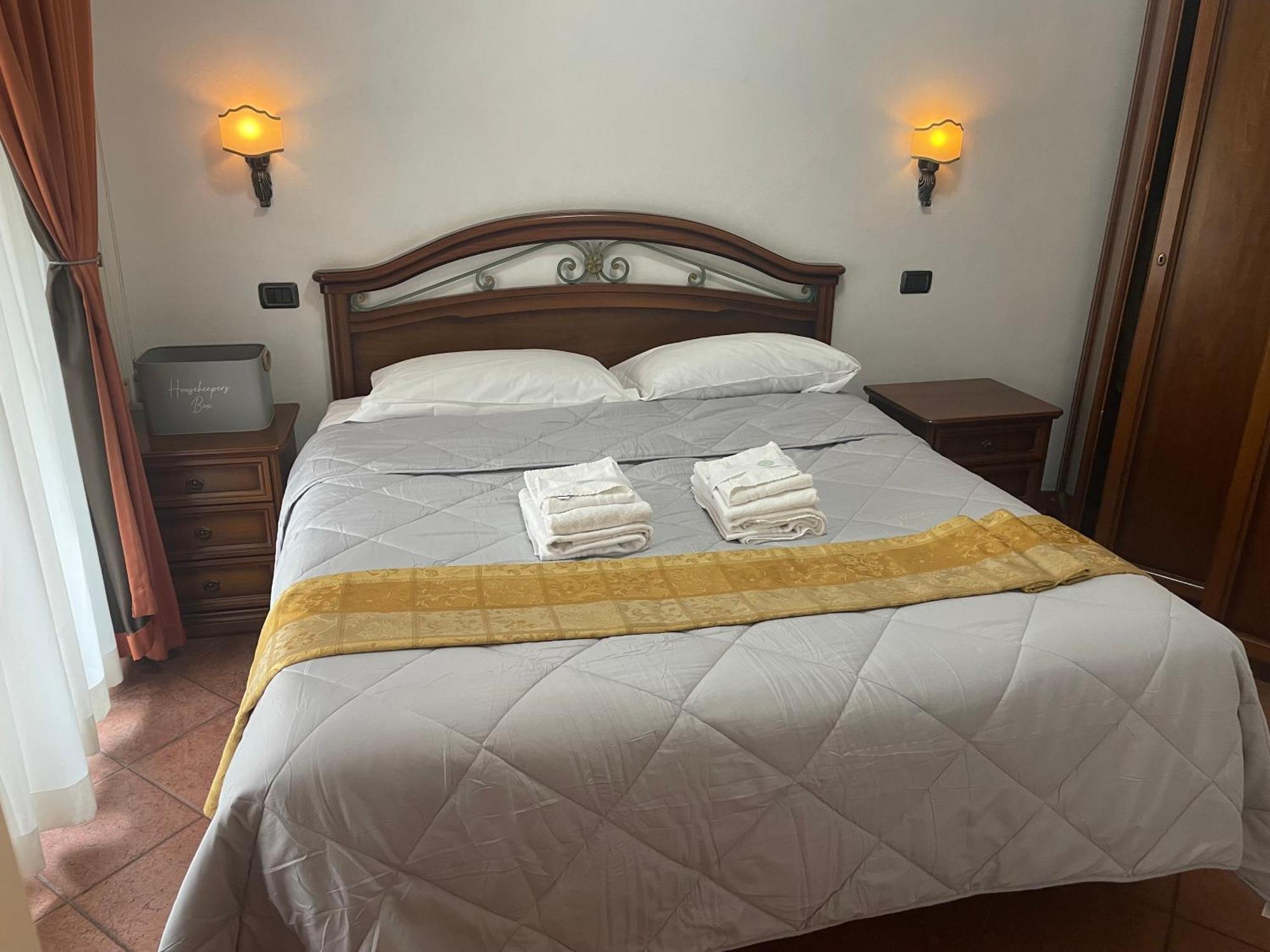Euro House Inn Airport Φιουμιτσίνο Εξωτερικό φωτογραφία