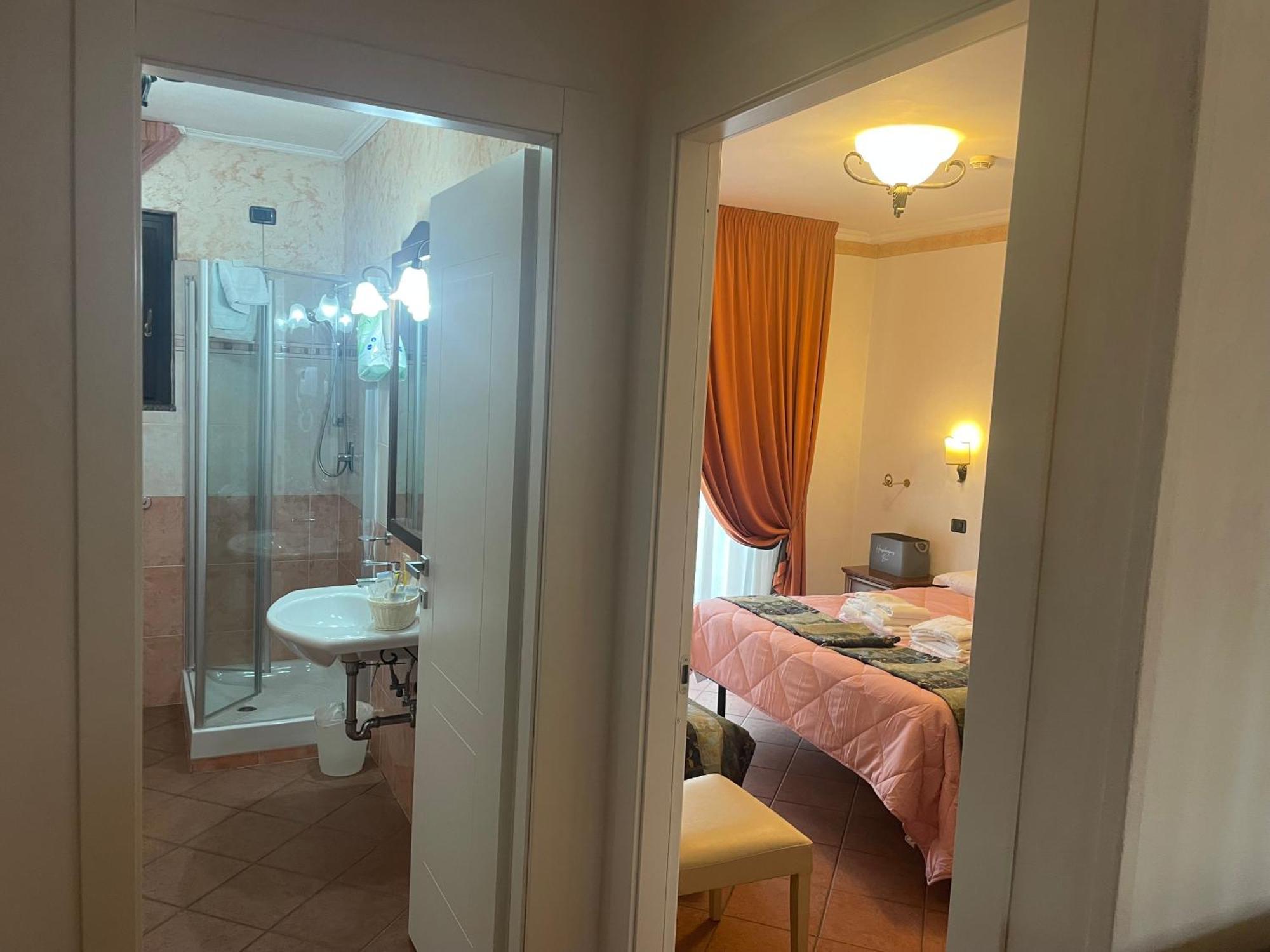 Euro House Inn Airport Φιουμιτσίνο Εξωτερικό φωτογραφία