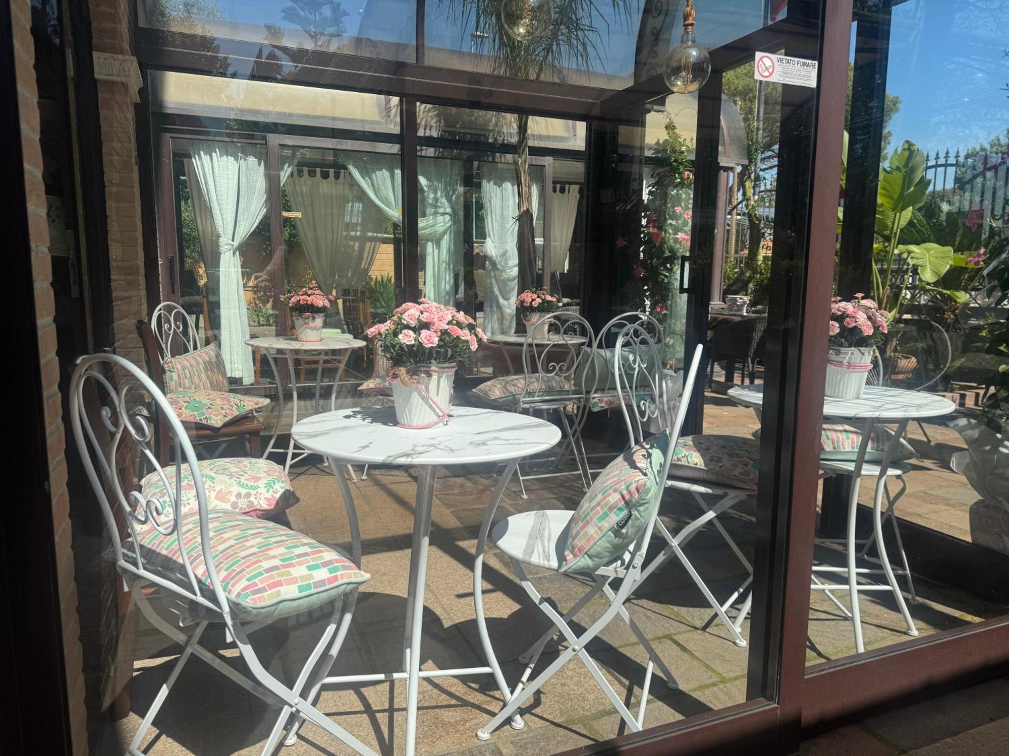 Euro House Inn Airport Φιουμιτσίνο Εξωτερικό φωτογραφία